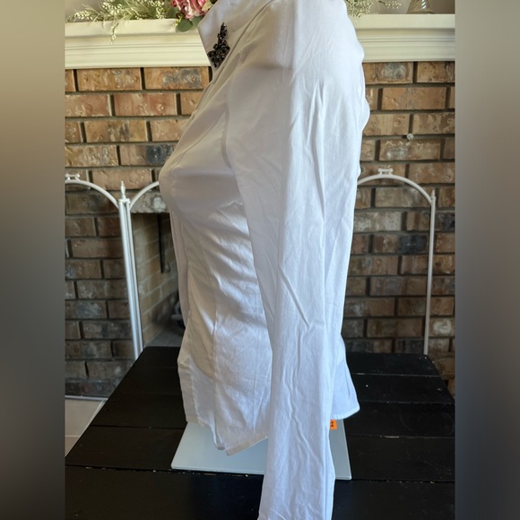 A white button down, with a beaded collar! - Picture 4 of 5